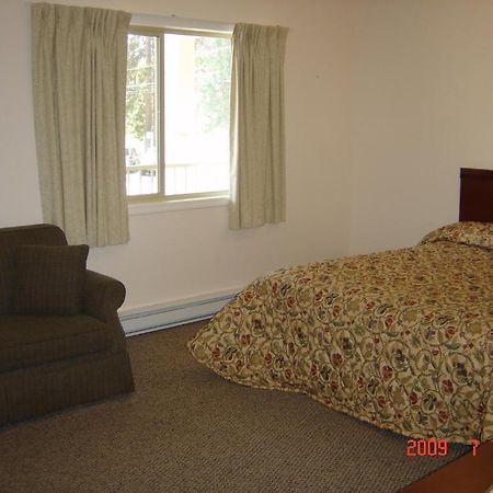 Beachside Motel Penticton Bagian luar foto