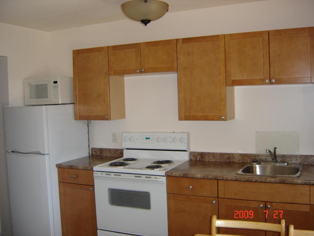 Beachside Motel Penticton Bagian luar foto
